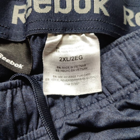 Reebok Athletic / Gym Shorts Navy Size XXL - Picture 7 of 9